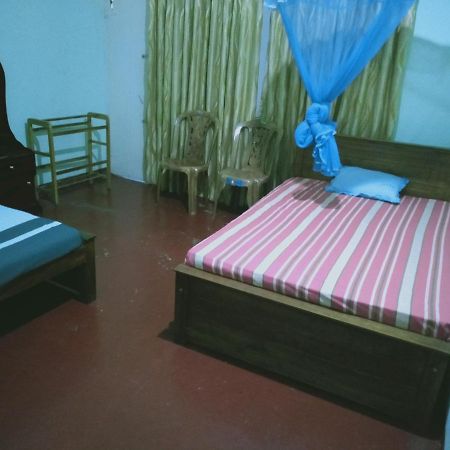 Umaya Rest Inn Balangoda Exterior photo