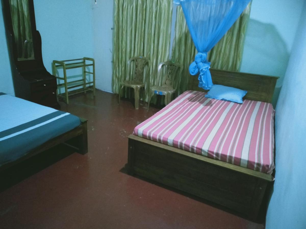 Umaya Rest Inn Balangoda Exterior photo