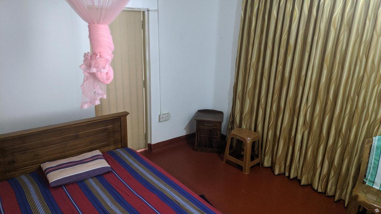 Umaya Rest Inn Balangoda Exterior photo